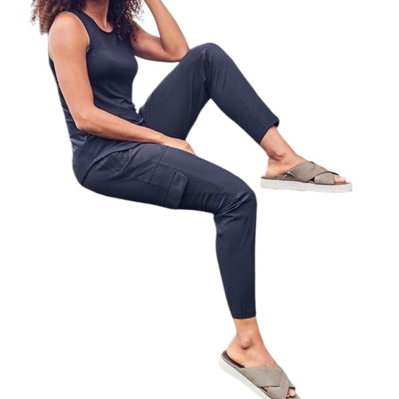 Athleta Chelsea Cargo Jogger Pants Size 6 - Picture 2 of 10